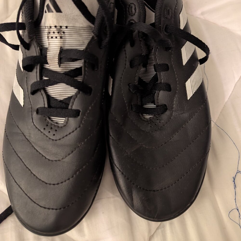 Kids Size 6 Adidas Turf Soccer Cleats